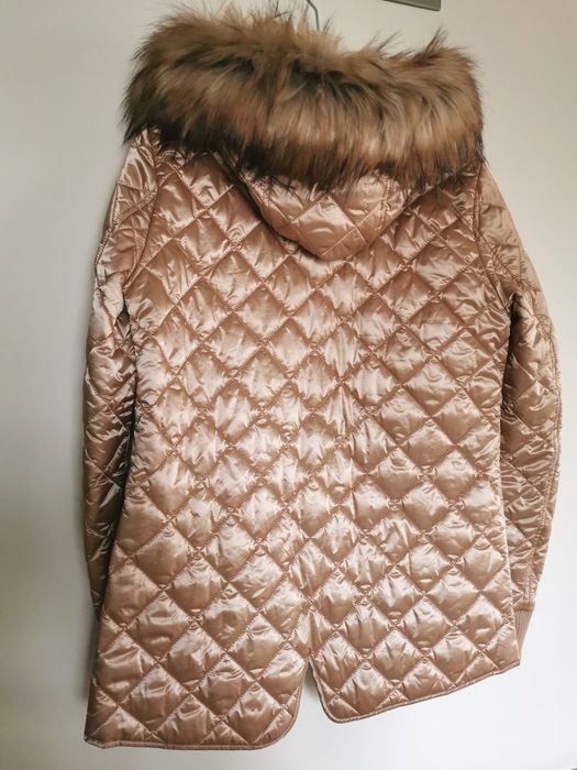 Яке в топло бежово Betty Barclay