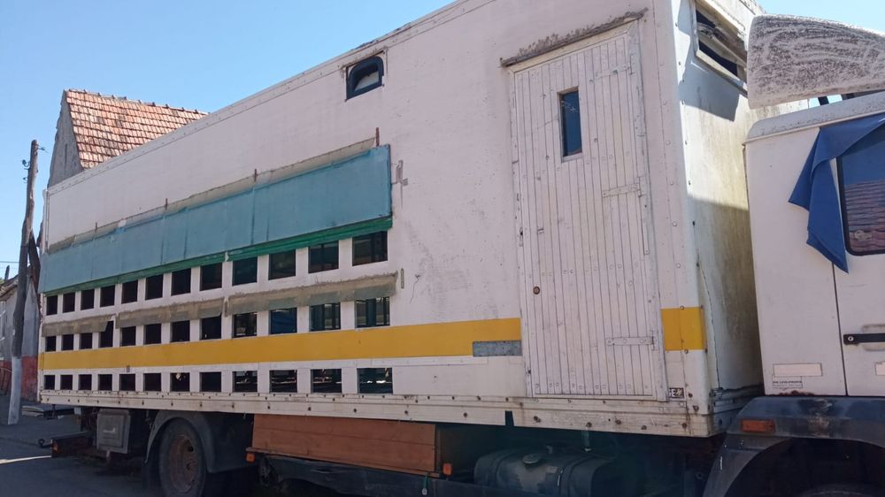 Vând camion apicol Man 14 tone ( miere salcâm bio poliflora stupi lăzi