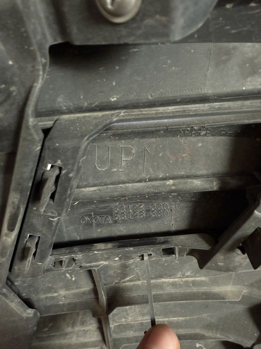 Бампер передний камри 70