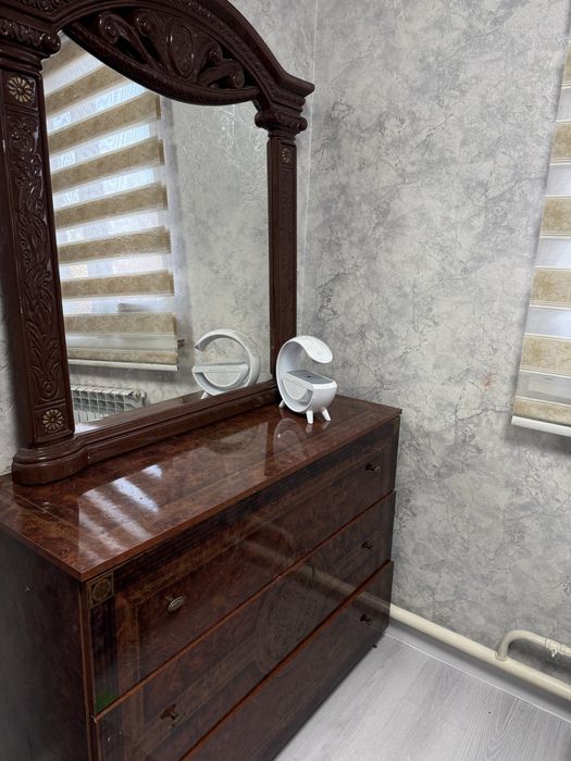 Продам спальный гарнитур