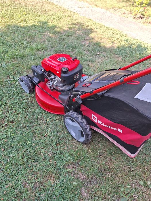 Mașină Einhel de tuns gazon, iarba cu tracțiune