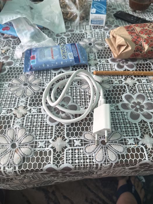 Продавам ipad 6то поколение