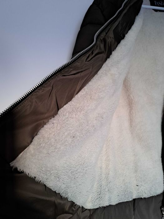 Geaca de iarna cu gluga