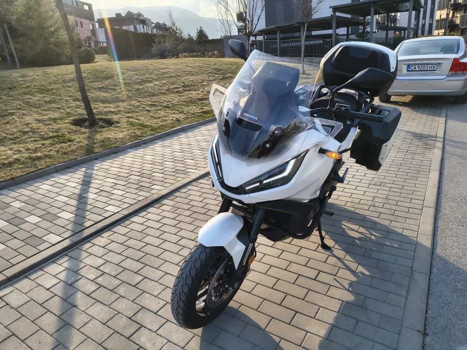 Мотоциклет Honda NT 1100 DCT