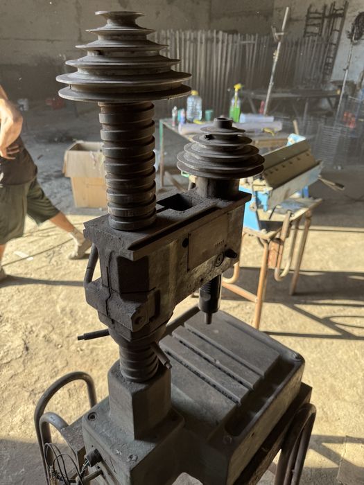 Сверлильный станок дрель