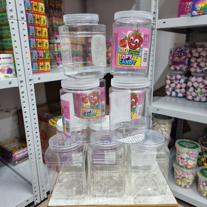 Банки пластиковые