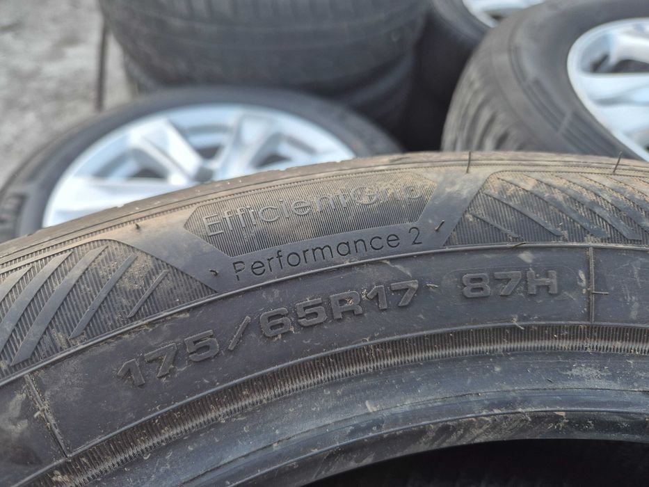 2 Anvelope de VARA - 175/65/17 - GoodYear - APP NOI - DOT 2022 !