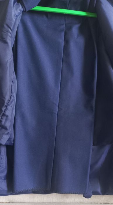 Продам костюм для школы. Новый.