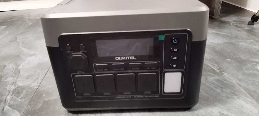 Преносима соларна зарядна станция Oukitel power station