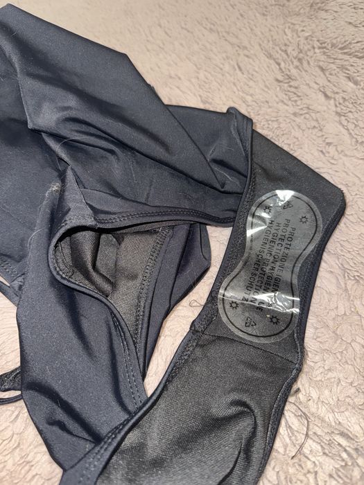 Costum de baie întreg