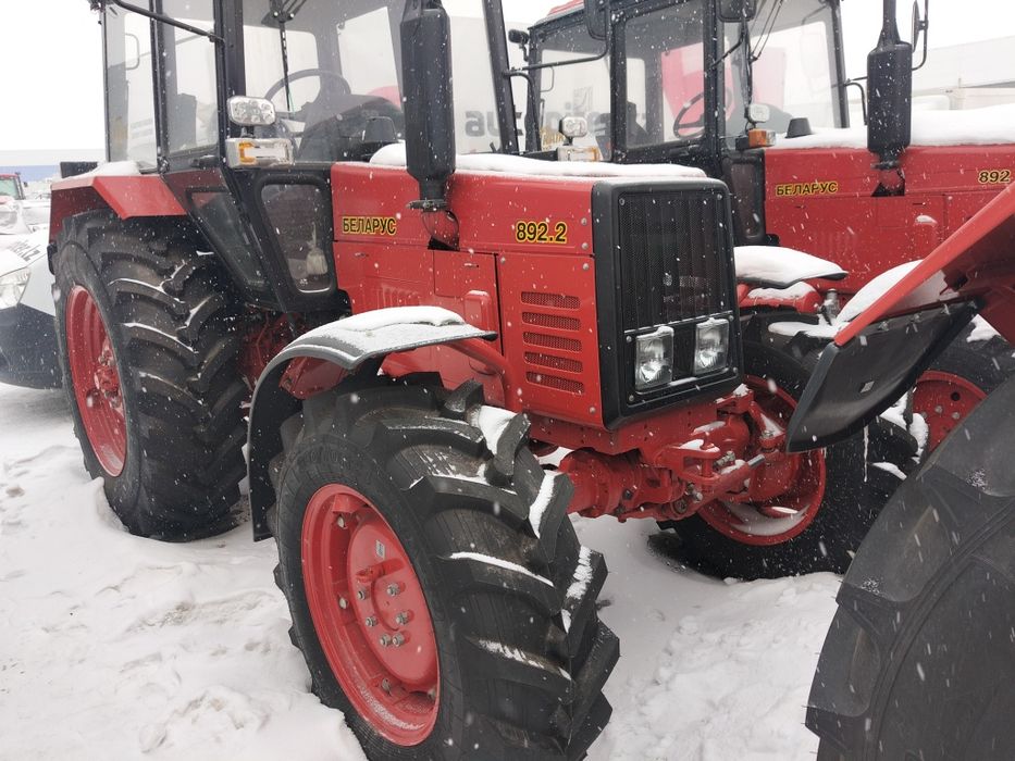 Трактора МТЗ и YTO