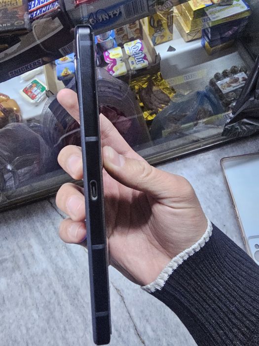 Asus Rog Phone 8 12/256gb