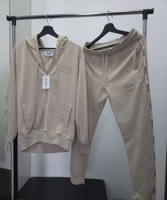 Trening x compleu premium MIU MIU / Essentials  / dsquared2