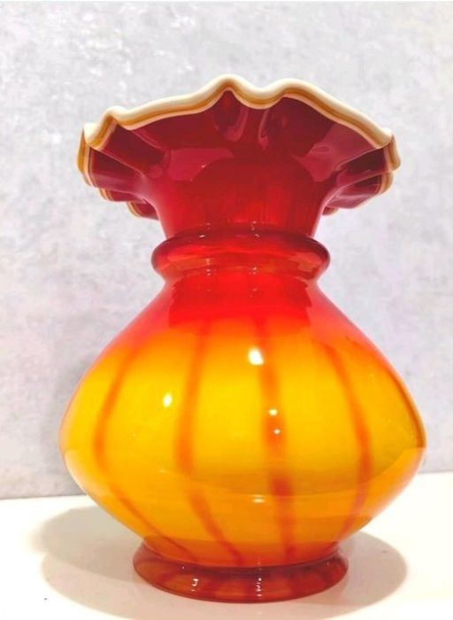 Старинная ваза начала 20 века