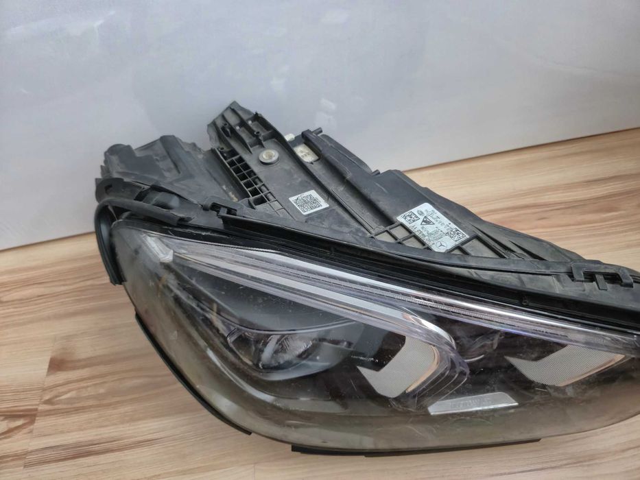 Far Dreapta Mercedes GLE 167 W167 Multibeam cod A1679065211