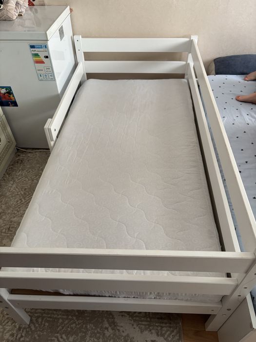 Продам детскую кровать