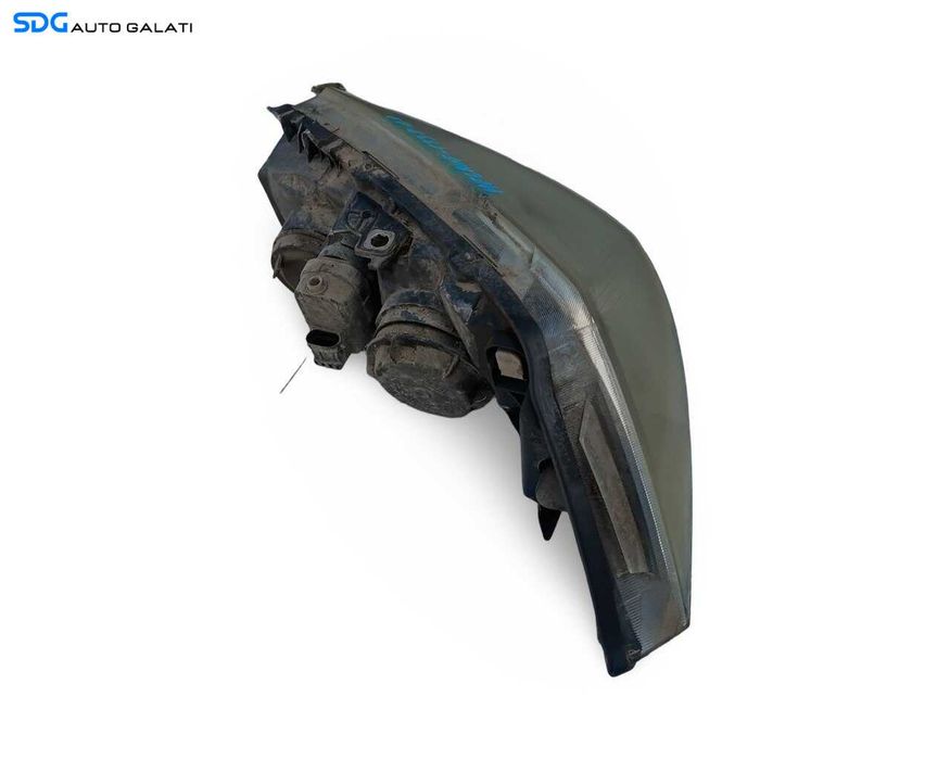 Far Dreapta Halogen Renault Megane 2 Hatchback Scurt 2002 - 2008 Cod 8200073221F [LR7471]