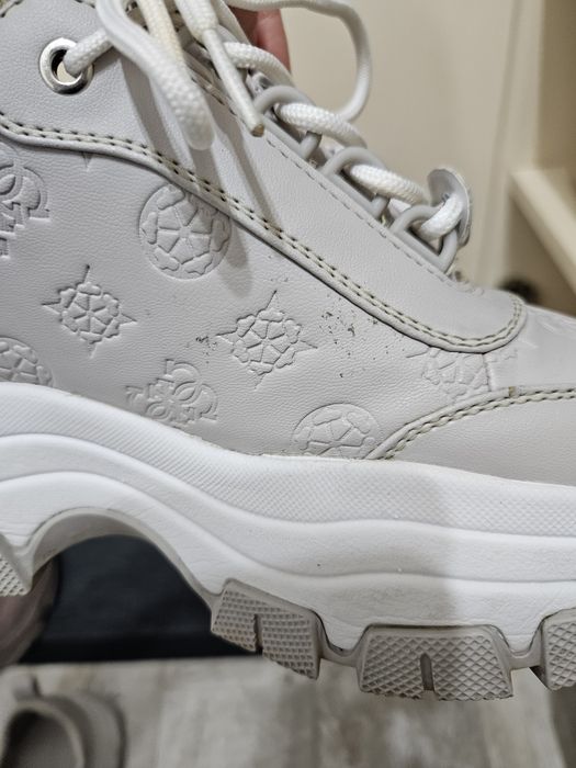 Sneakers Guess gri