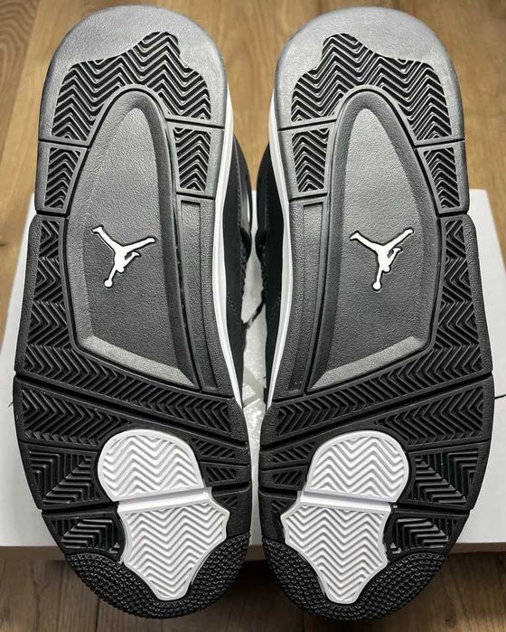 Jordan 4 Retro White Thunder Sneakers !REDUCERE!