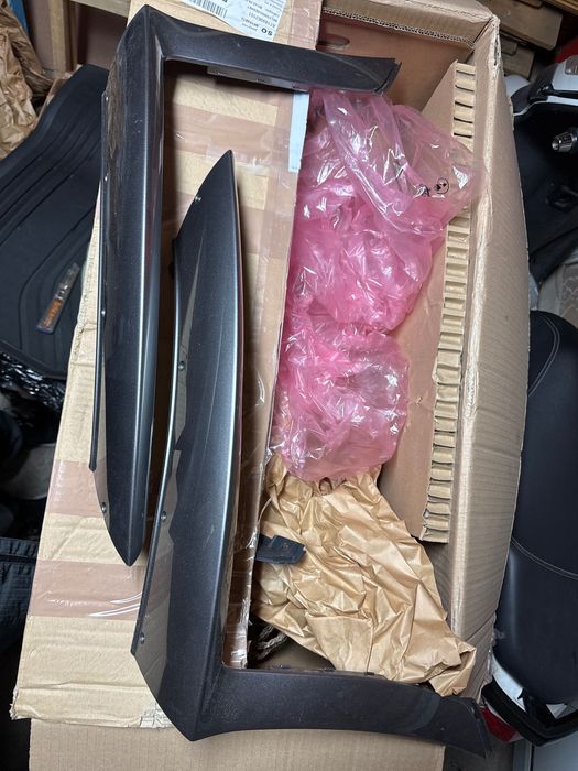 Декоративна лайсна за брония на Мерцедес CLA w118