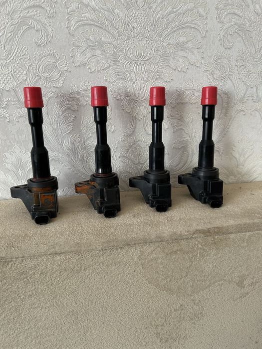 Продам катушки зажигания на Хонда Фит, Джаз