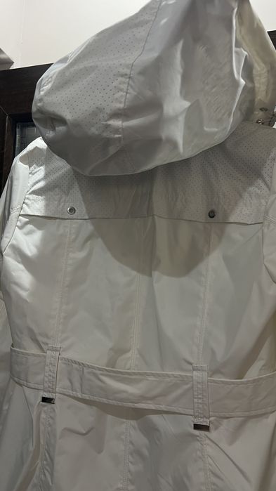 Geaca scurta impermeabila