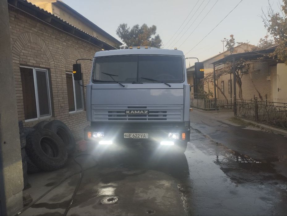 Kamaz5320 тягач sotiladi
