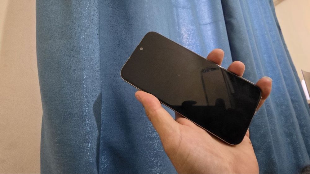 Обменяю iPhone 15-й Pro Max на скутер