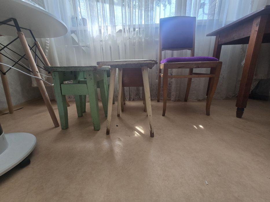 Продам Стулья и стол