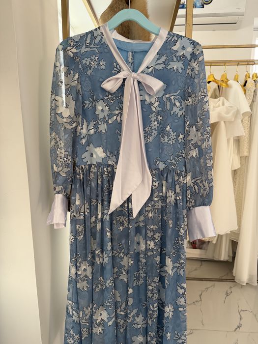 Платья в хорошем состояний