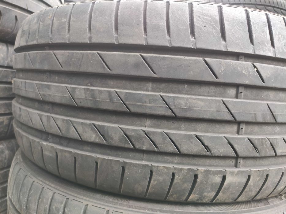 2бр Летни гуми 245 35 20 - Kumho - DOT 2022