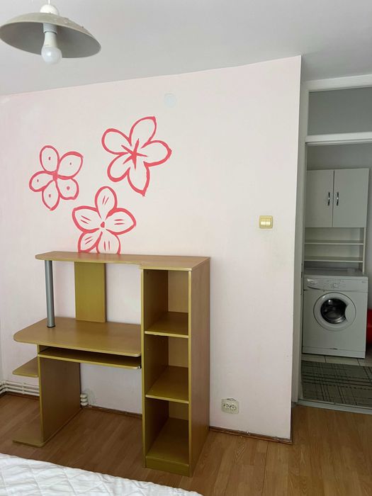 URGENT! Apartament de inchiriat in Iasi cu 3 camere decomandate.