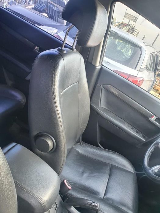 Scaune fata piele cu incalzire bancheta si spatar auto cu 7 locuri Che