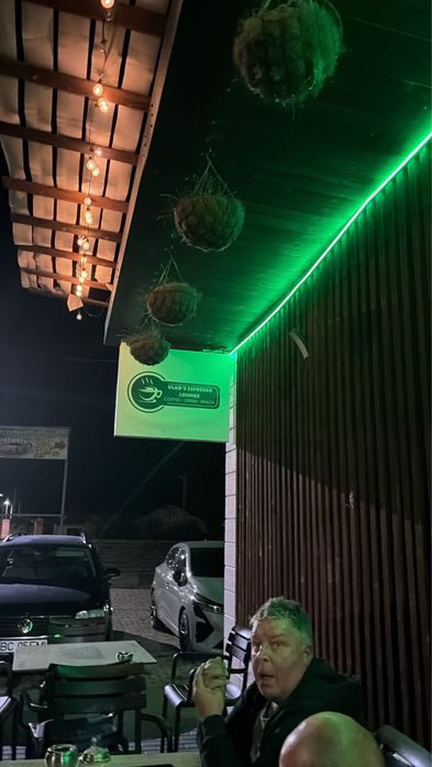 Inchiriez spatiu comercial
