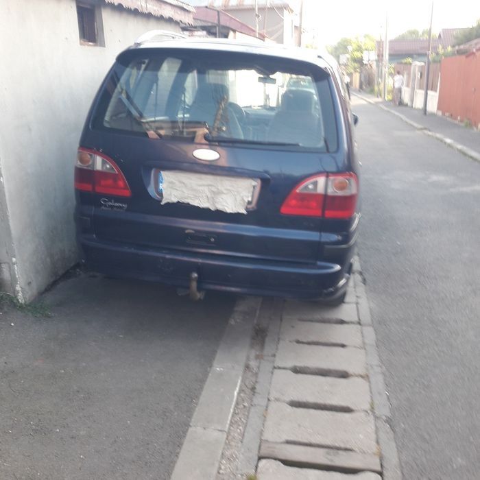 Ford Galaxy 7locuri 1 9 D acte la zi de circulat sau piese  .