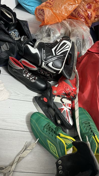 Продам коньки новые