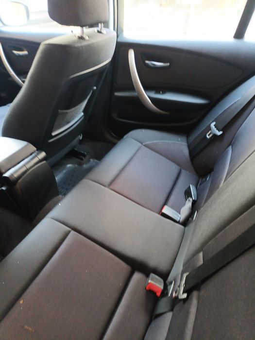 Vând BMW seria 1 diesel  an 2011 149000 kmkm  6900 euro