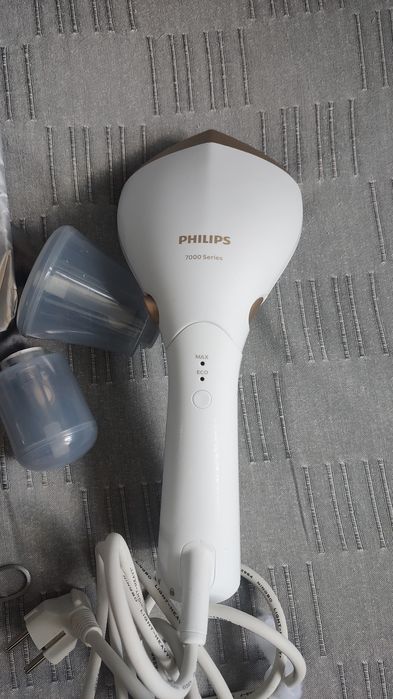 Fier de calcat vertical Philips ca nou