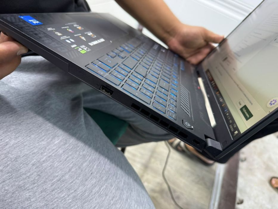 Asus Tuff новый срочно продам
