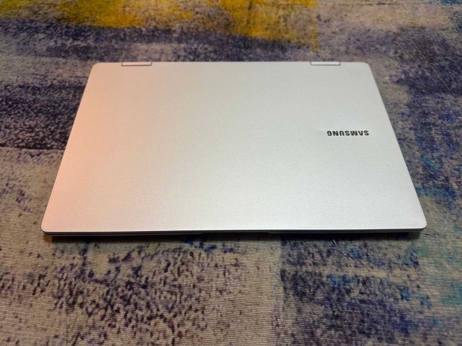 Samsung Galaxy Book2 360 NP730QED, display bun, dezmembrez