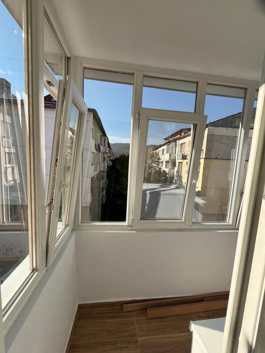 Închiriez apt 2 camere