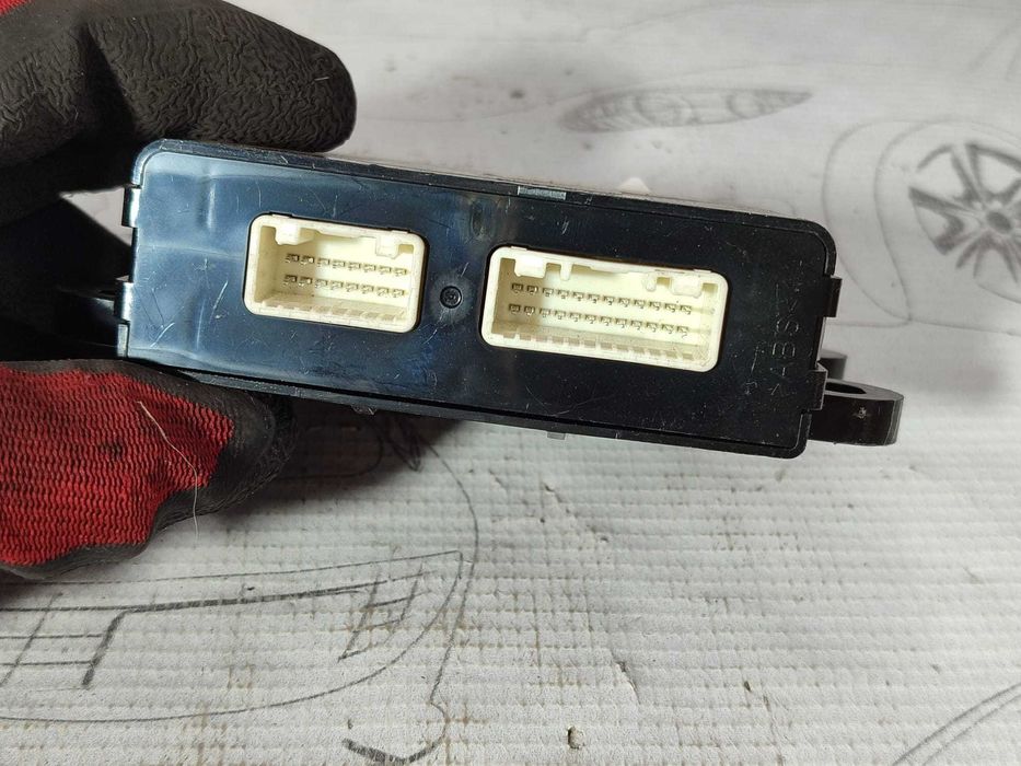 Unitate control acces keyless KOS Mitsubishi Outlander III COD: 8637B328 2014 / [2013-2021] / (5G3)