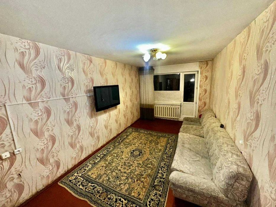 Продам 2ух комнатную квартиру распашонку