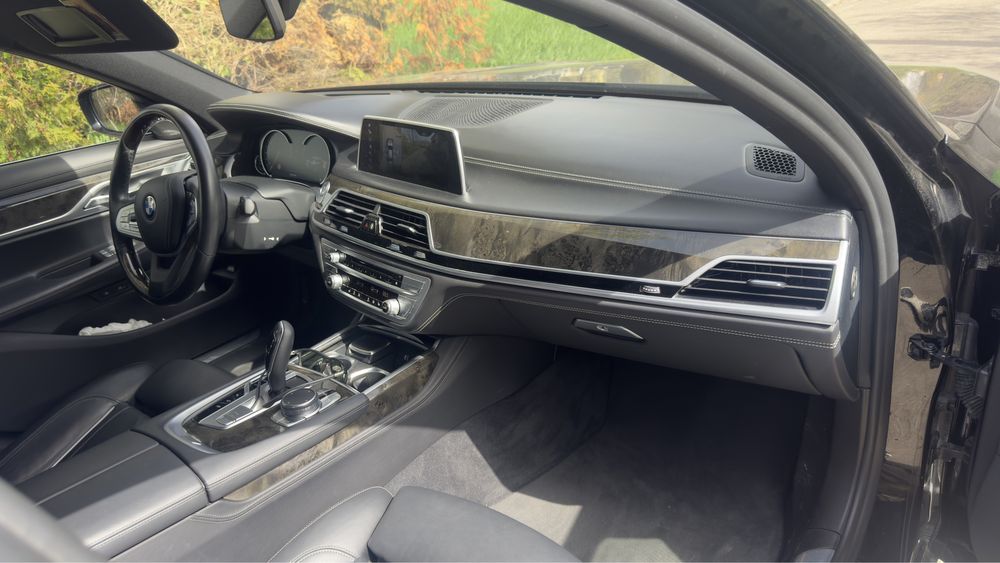BMW 750d LXdrive , Pachet M,103000km, pret cu TVA