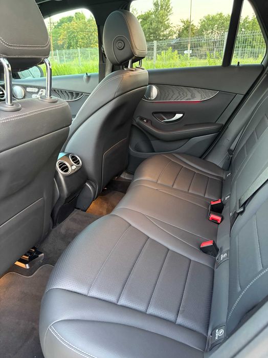 Mercedes Benz GLC300