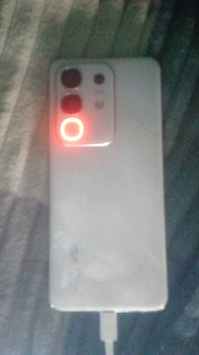 Продам Vivo Y29 4G