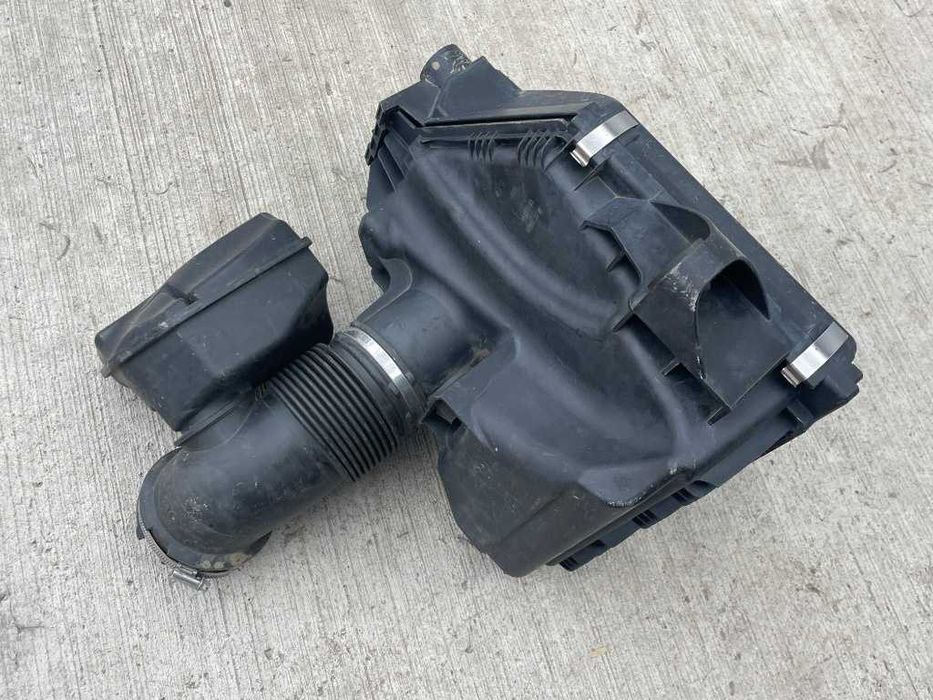 Carcasa filtru aer Bmw X3 F25 2.8i N52 cod 7601871