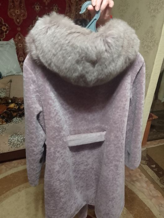 Продается удобный полушубок