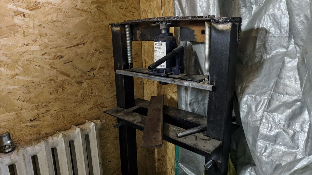 Продам прес самодельный