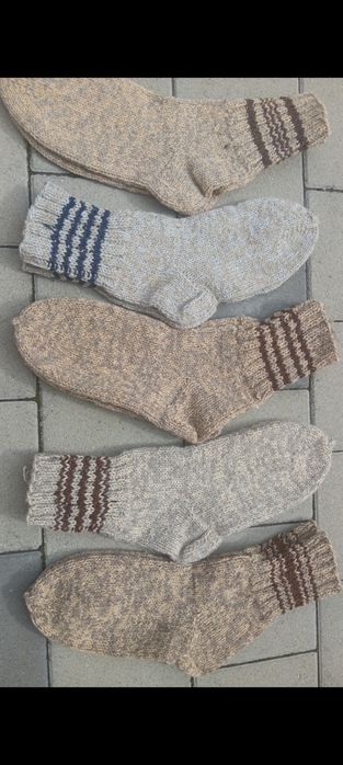 Ciorapi de lana tricotati manual